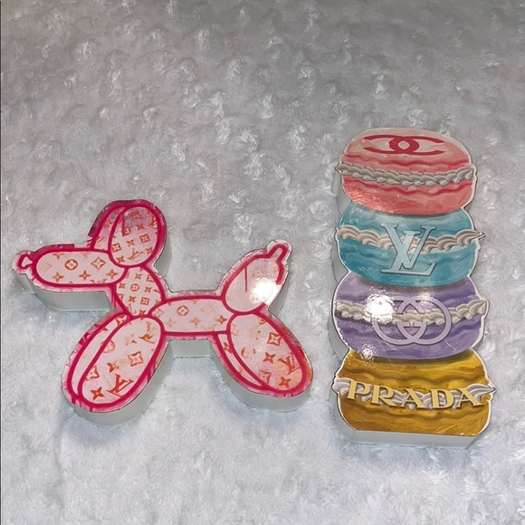 Other - Fashion Wooden Decor - Macarons & Balloon Dog